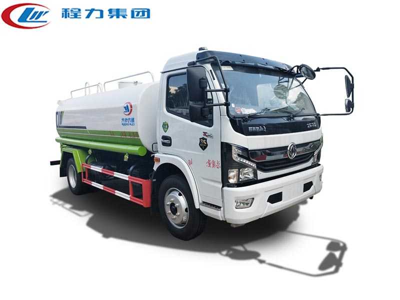國(guó)六凱普特D7  9方灑水車