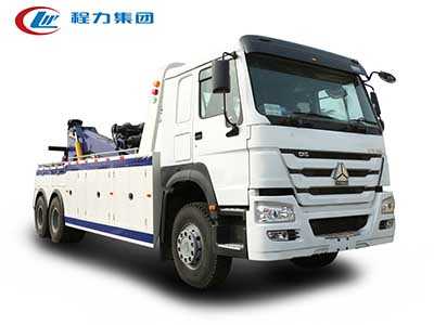重汽后八輪一拖一清障車(chē)