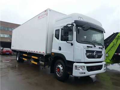東風(fēng)多利卡D12保溫冷藏車